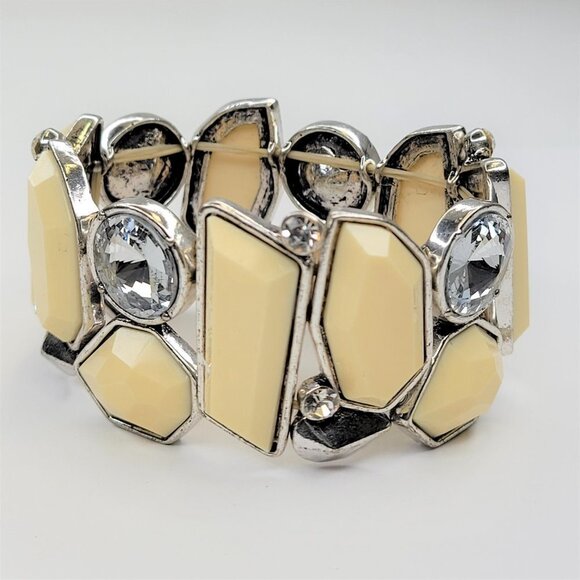 Cream Faceted Jewel Stone Stretch Bracelet - Picture 2 of 6